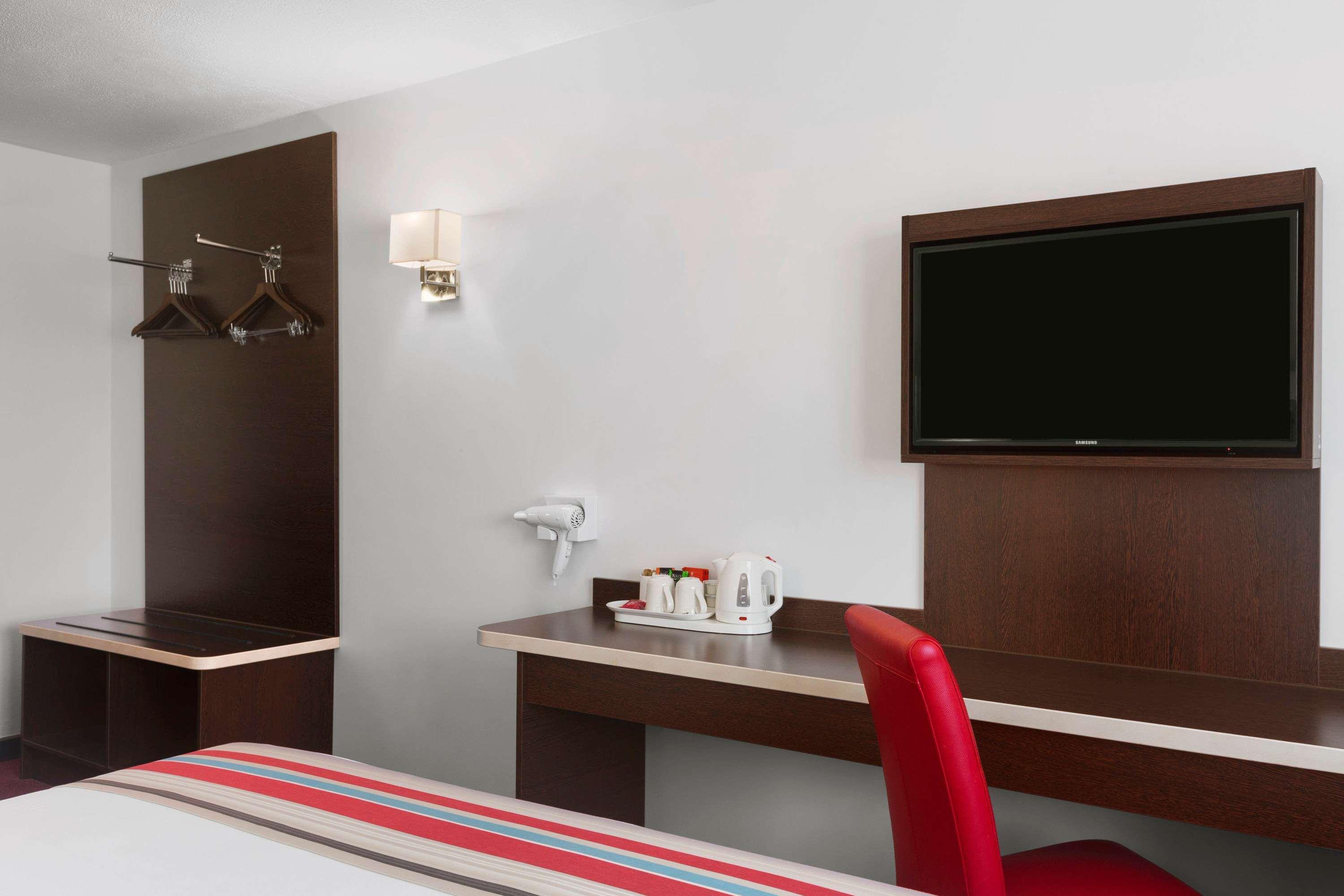 Ramada Milton Keynes Hotel Luaran gambar